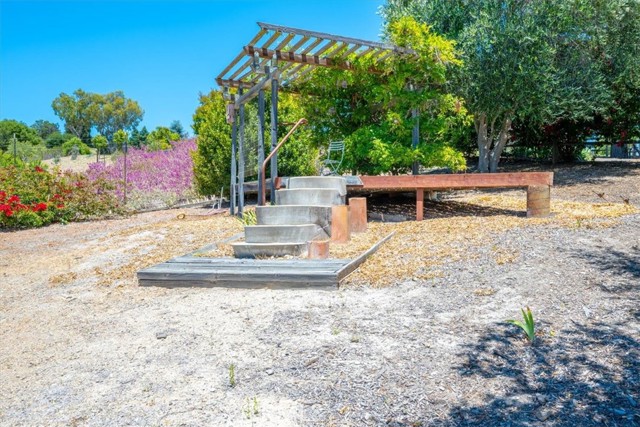 229 Blue Sky Drive, Arroyo Grande CA: https://media.crmls.org/medias/c4f53042-dfc0-456d-a7c3-8ce92c09f66b.jpg