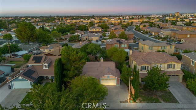 Detail Gallery Image 5 of 27 For 39330 Gainsborough Dr, Palmdale,  CA 93551 - 3 Beds | 2 Baths