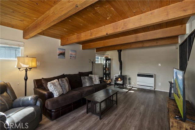 Detail Gallery Image 7 of 35 For 728 W Aeroplane, Big Bear City,  CA 92314 - 2 Beds | 2 Baths