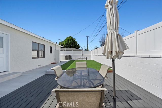 23002 Kathryn Avenue, Torrance CA: https://media.crmls.org/medias/c4f8bfb9-8e34-4db8-be14-7d0d4bfffc85.jpg