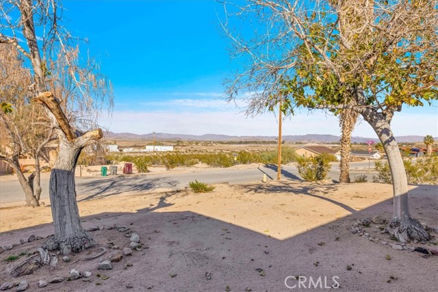 Detail Gallery Image 24 of 42 For 73787 Desert Dunes, Twentynine Palms,  CA 92277 - 3 Beds | 2 Baths