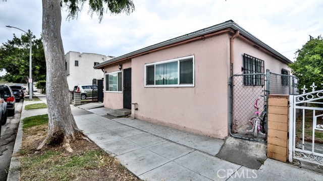 Detail Gallery Image 1 of 1 For 1164 E Salt Lake St, Long Beach,  CA 90806 - – Beds | – Baths