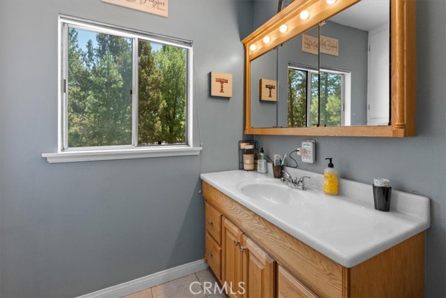 Detail Gallery Image 22 of 45 For 928 Anita Ave, Big Bear City,  CA 92314 - 4 Beds | 2 Baths