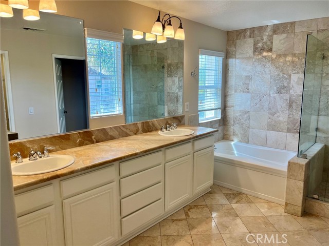 28349 Bruning Street, Murrieta CA: https://media.crmls.org/medias/c4f995b2-60d3-45eb-9bd2-fd623b63527a.jpg