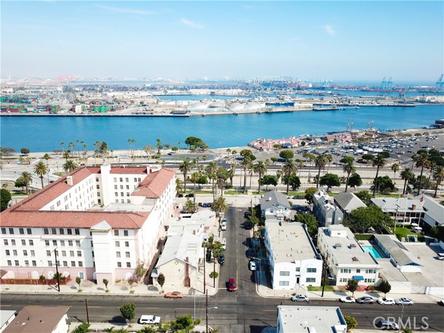 Detail Gallery Image 3 of 22 For 238 W 10th, San Pedro,  CA 90731 - – Beds | – Baths