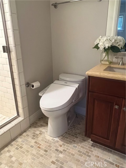1st floor bathroom