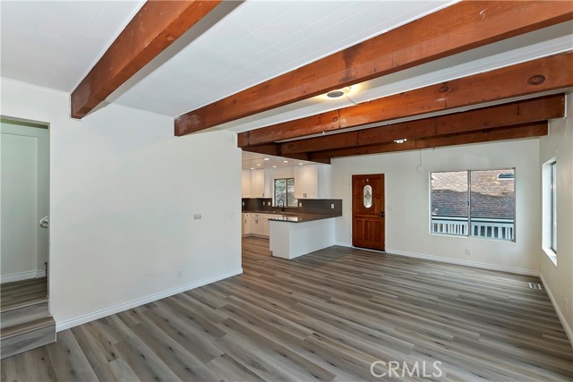 Detail Gallery Image 9 of 41 For 835 Lake Dr, Lake Arrowhead,  CA 92352 - 3 Beds | 2 Baths