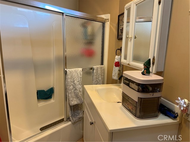 4535 Ramsdell Avenue, La Crescenta CA: https://media.crmls.org/medias/c4fa9e69-b032-4930-a120-b136b3af521c.jpg