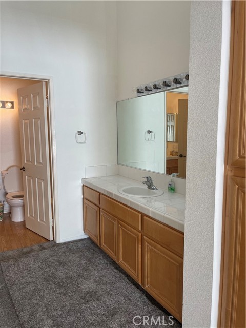 Detail Gallery Image 5 of 46 For 20301 Bluffside Cir #406,  Huntington Beach,  CA 92646 - 1 Beds | 1 Baths