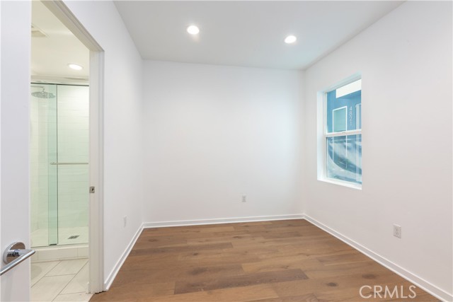 4831 Craner Avenue, North Hollywood CA: https://media.crmls.org/medias/c4fbf567-6907-4626-a756-98291e827eb8.jpg