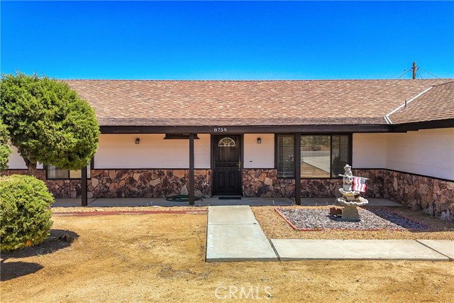 Detail Gallery Image 5 of 47 For 8759 San Diego Dr, Yucca Valley,  CA 92284 - 3 Beds | 2 Baths