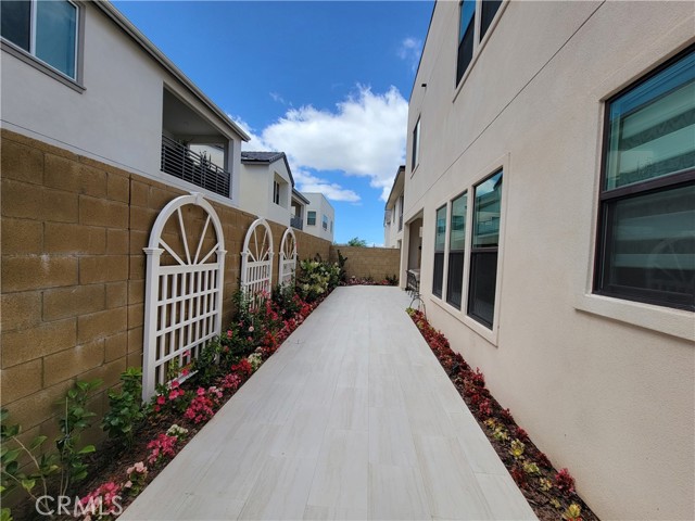 Detail Gallery Image 35 of 37 For 346 Sawbuck, Irvine,  CA 92618 - 5 Beds | 5/3 Baths