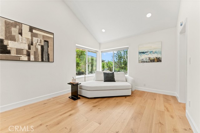 21492 Countryside Drive, Lake Forest CA: https://media.crmls.org/medias/c4fc7363-954f-43fd-abc8-5bcfb5e6e3ce.jpg