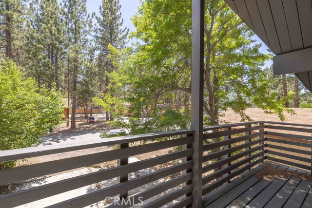 Detail Gallery Image 12 of 15 For 721 E Meadow Ln, Big Bear City,  CA 92314 - 3 Beds | 1 Baths