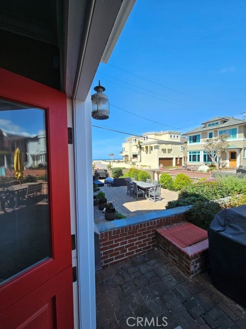 Detail Gallery Image 5 of 38 For 30 19th St, Hermosa Beach,  CA 90254 - 5 Beds | 4/1 Baths