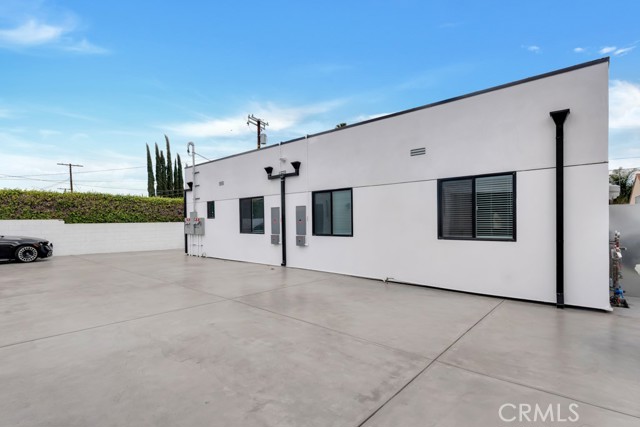 Detail Gallery Image 21 of 22 For 16514 San Fernando Mission Blvd, Granada Hills,  CA 91344 - 3 Beds | 2/1 Baths