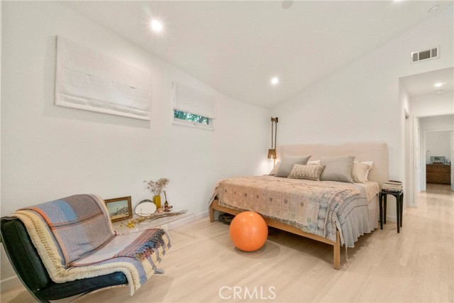 Detail Gallery Image 10 of 35 For 820 Opal St, Redondo Beach,  CA 90277 - 2 Beds | 2 Baths