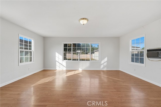 Detail Gallery Image 13 of 31 For 15517 Longworth Ave, Norwalk,  CA 90650 - 3 Beds | 2 Baths