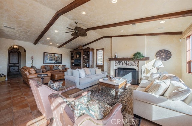 Detail Gallery Image 9 of 63 For 8730 Bluff Ct, Bradley,  CA 93426 - 5 Beds | 5/1 Baths