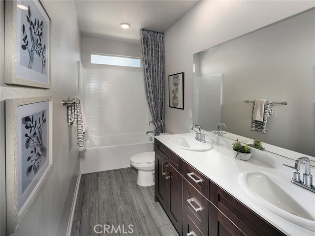 Detail Gallery Image 9 of 12 For 35072 Ouimet Way, Beaumont,  CA 92223 - 5 Beds | 3 Baths