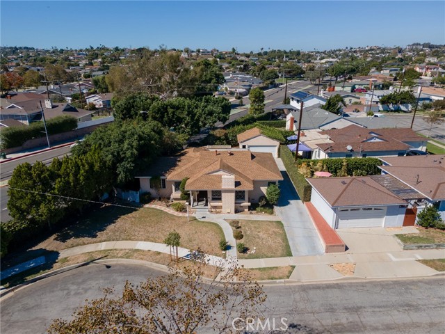 22933 Kent Avenue photo 36