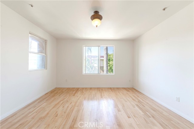 4568 W 1st Street, Los Angeles CA: https://media.crmls.org/medias/c5006c24-2fa8-429a-902a-0a353c697fa7.jpg