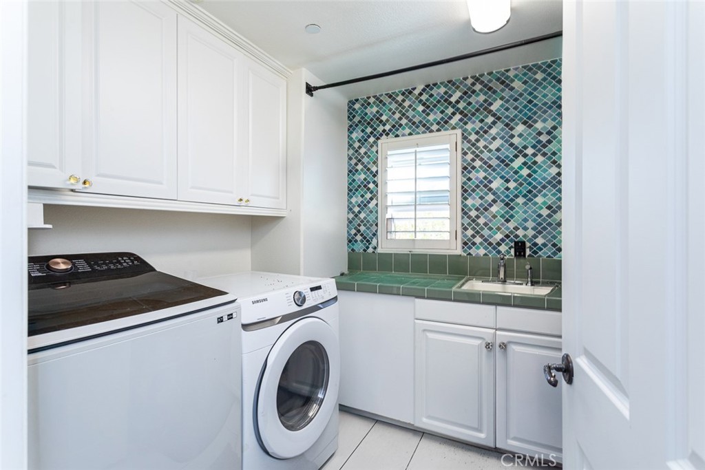 MLS #OC25176221 image #41