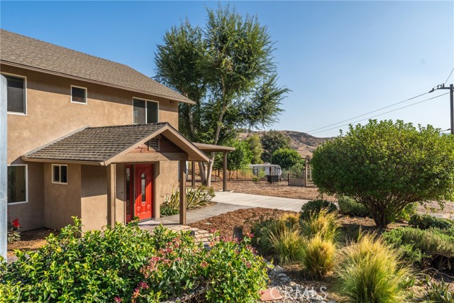 30300 Live Oak Canyon Road, Redlands CA: https://media.crmls.org/medias/c50100bf-a23e-42fc-9635-0e8823102e4a.jpg