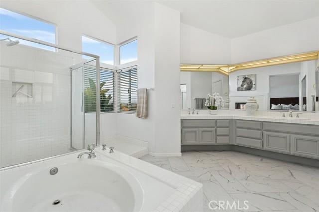 29522 Seriana, Laguna Niguel CA: https://media.crmls.org/medias/c5010a3d-23c5-4aa6-b751-d2b66964bb7e.jpg
