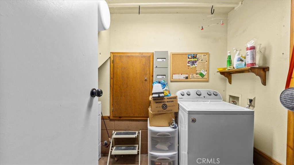 https://media.crmls.org/medias/c50119e7-73bb-44e8-9488-805961551557.jpg?preset=X-Large