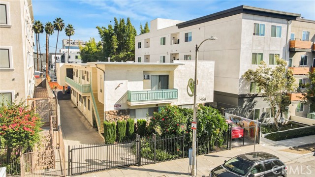 Detail Gallery Image 31 of 31 For 1458 Tamarind Ave, Los Angeles,  CA 90028 - – Beds | – Baths