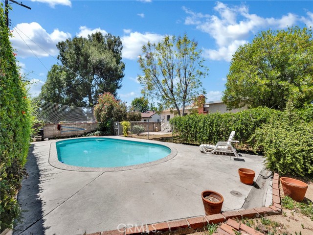 Detail Gallery Image 23 of 32 For 9952 Noble Ave, –,  CA 91345 - 4 Beds | 2 Baths