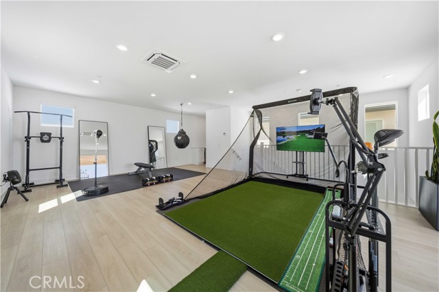 Detail Gallery Image 38 of 69 For 27516 Golden Currant Pl, Valencia,  CA 91381 - 4 Beds | 4/1 Baths