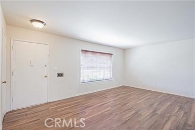 https://media.crmls.org/medias/c5047990-fc5d-49a3-91bb-3d96f93f81e6.jpg?preset=X-Large