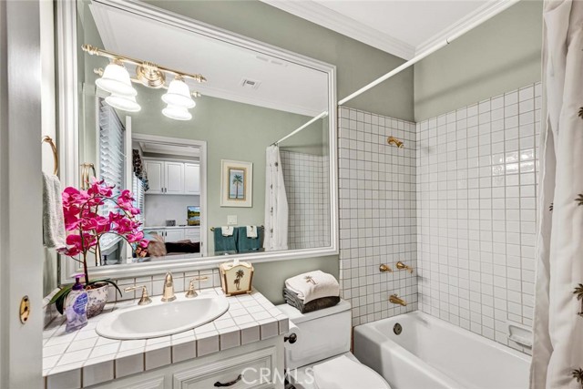 Detail Gallery Image 30 of 75 For 10302 Broadview Place, North Tustin,  CA 92705 - 5 Beds | 4/1 Baths