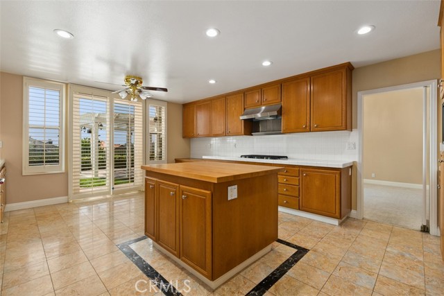 Detail Gallery Image 7 of 47 For 22401 Bayberry, Mission Viejo,  CA 92692 - 4 Beds | 3 Baths