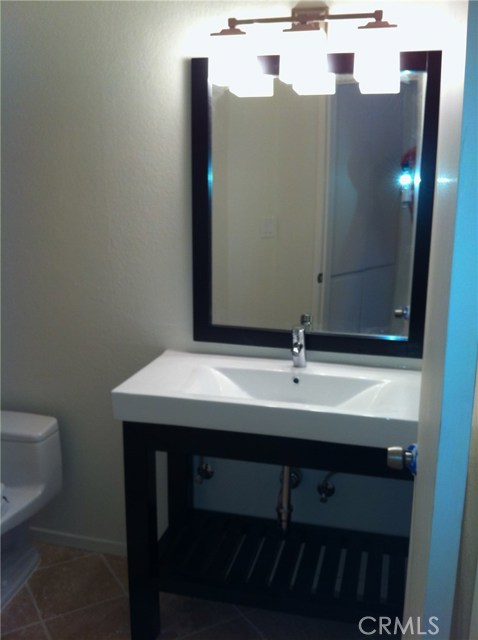 630 The Village, Redondo Beach, California 90277, 1 Bedroom Bedrooms, ,1 BathroomBathrooms,Residential,Sold,The Village,PV17056072