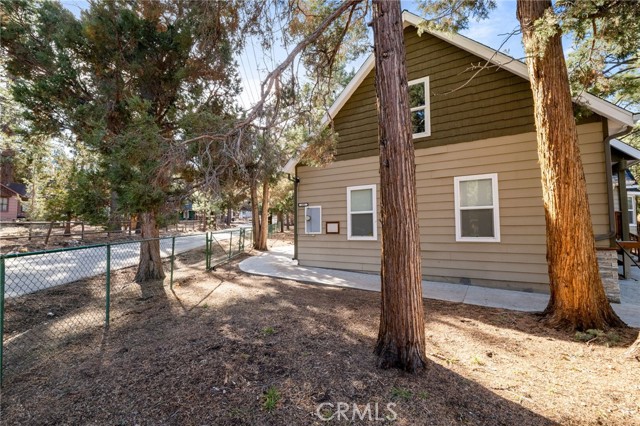 Detail Gallery Image 32 of 37 For 301 S Shakespeare Ln, Big Bear City,  CA 92314 - 3 Beds | 2 Baths