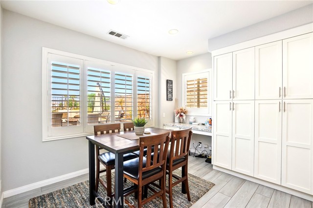 Detail Gallery Image 10 of 38 For 42911 Dell Lago Ct, Indio,  CA 92203 - 3 Beds | 2 Baths
