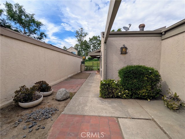 Image 2 of 22 For 2811 Lancewood Court