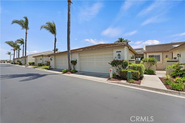 4807 Argosy Lane, Carlsbad CA: https://media.crmls.org/medias/c5095ece-7831-4d85-9ba0-1f787b164b06.jpg