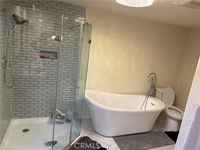 19374 Alcona Street, Rowland Heights CA: https://media.crmls.org/medias/c50a16ce-8062-44cb-9e54-414067bba24e.jpg