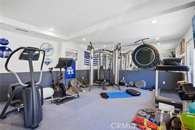 Detail Gallery Image 28 of 53 For 2033 Holiday, Newport Beach,  CA 92660 - 5 Beds | 7/1 Baths