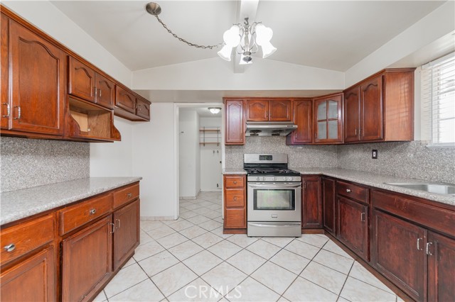 Image 16 of 40 For 1003 Rodilee Avenue
