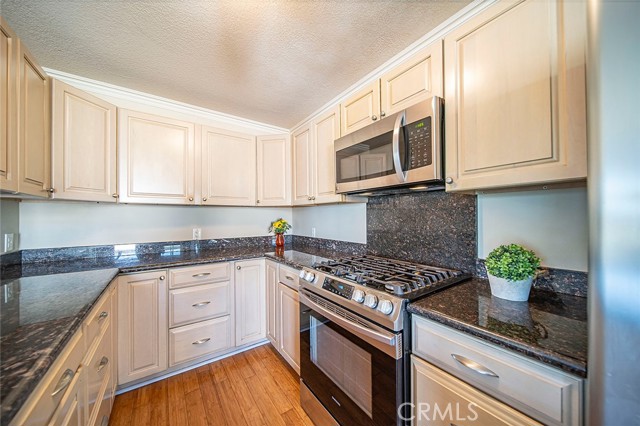 Detail Gallery Image 20 of 44 For 1771 Redondo Ave #204,  Long Beach,  CA 90804 - 2 Beds | 2 Baths