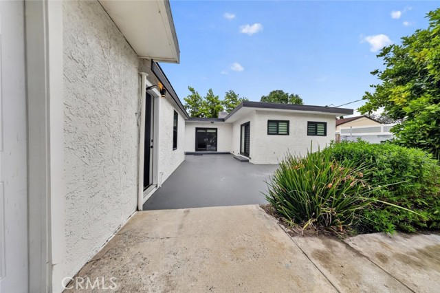 3 Bed Home for Sale in Sun Valley, California