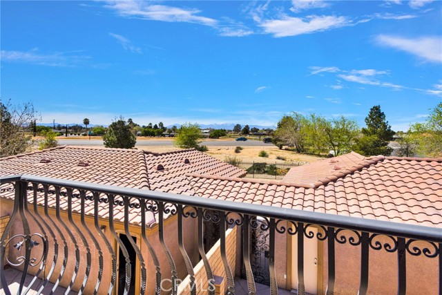 Detail Gallery Image 35 of 50 For 14119 Jicarilla Road, #204, Apple Valley,  CA 92307 - 3 Beds | 2/1 Baths