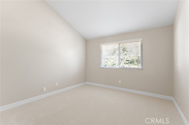 Detail Gallery Image 24 of 25 For 10 Poinsettia, Irvine,  CA 92604 - 3 Beds | 2/1 Baths