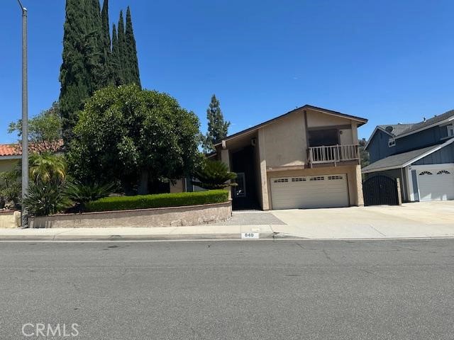 840 Bridle Drive