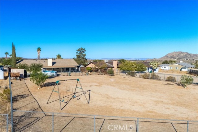 Detail Gallery Image 33 of 54 For 58847 Campero Dr, Yucca Valley,  CA 92284 - 4 Beds | 2 Baths